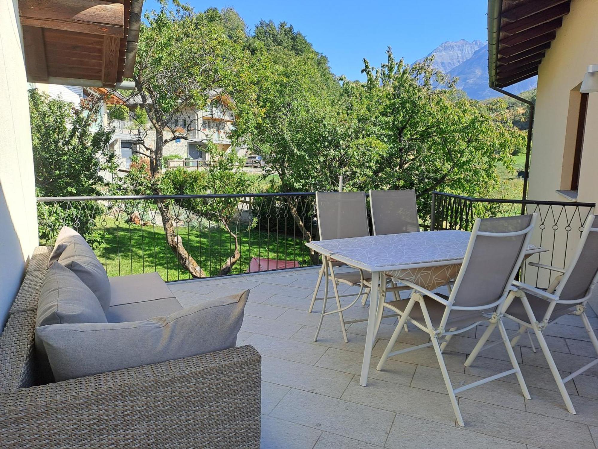 Aosta Stunning Panoramic Views From Modern Two Bedroom Apartment Kültér fotó